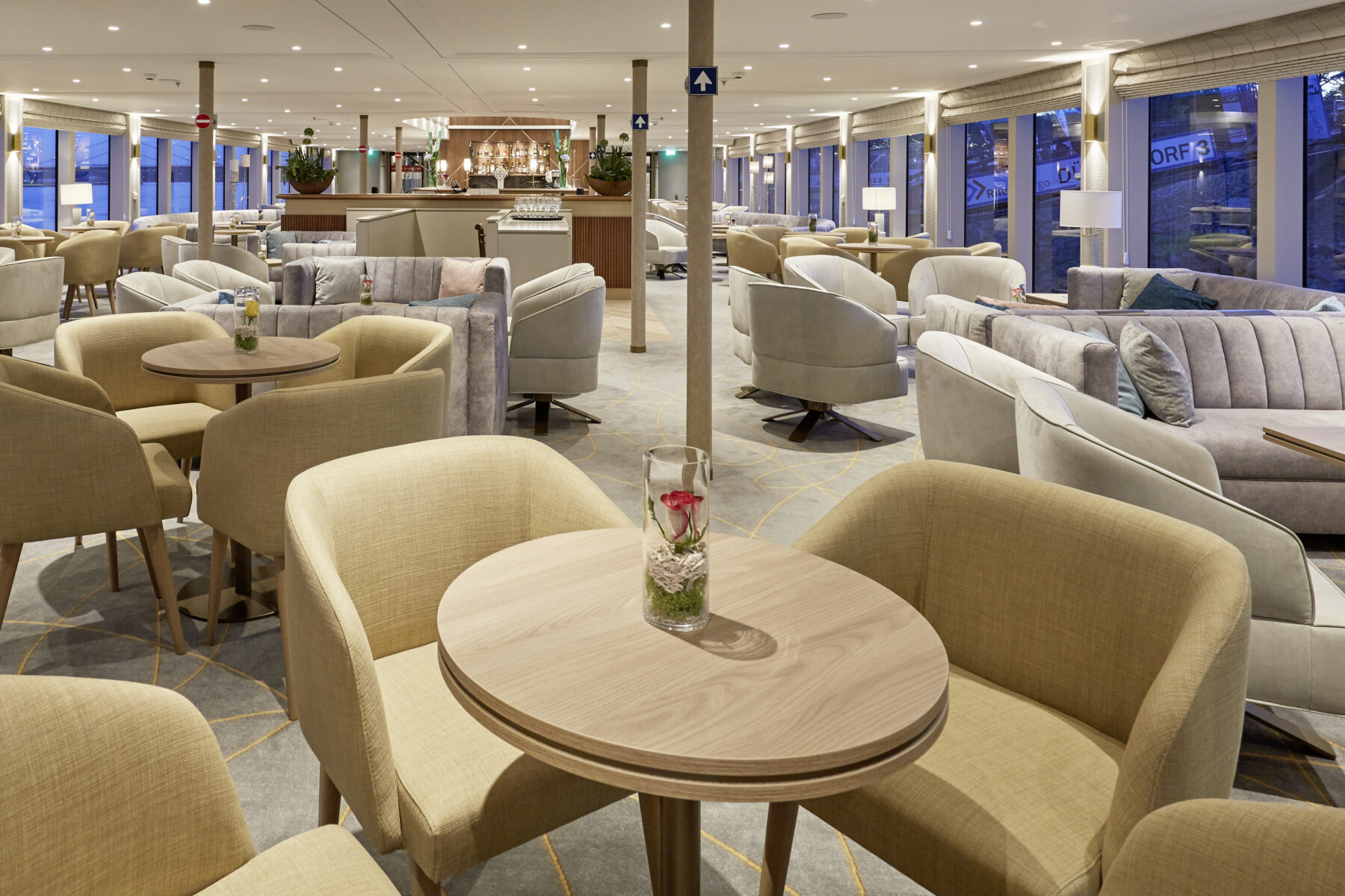 Lounge auf einem Schiff