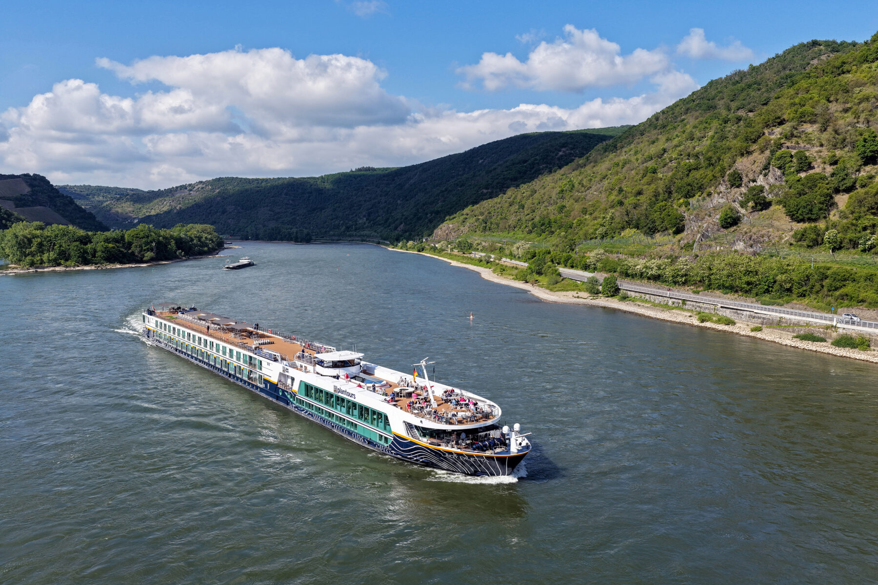 MS Lady Diletta auf dem Rhein
