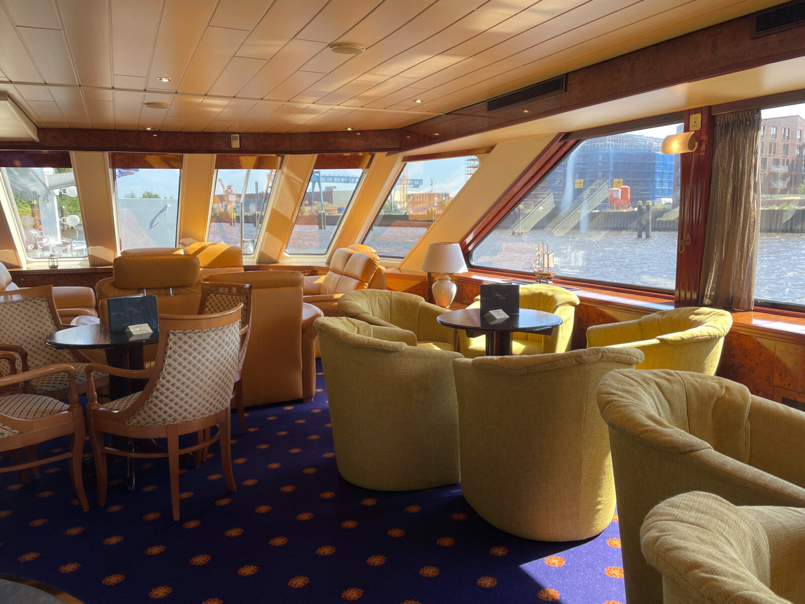 Lobby im Schiff