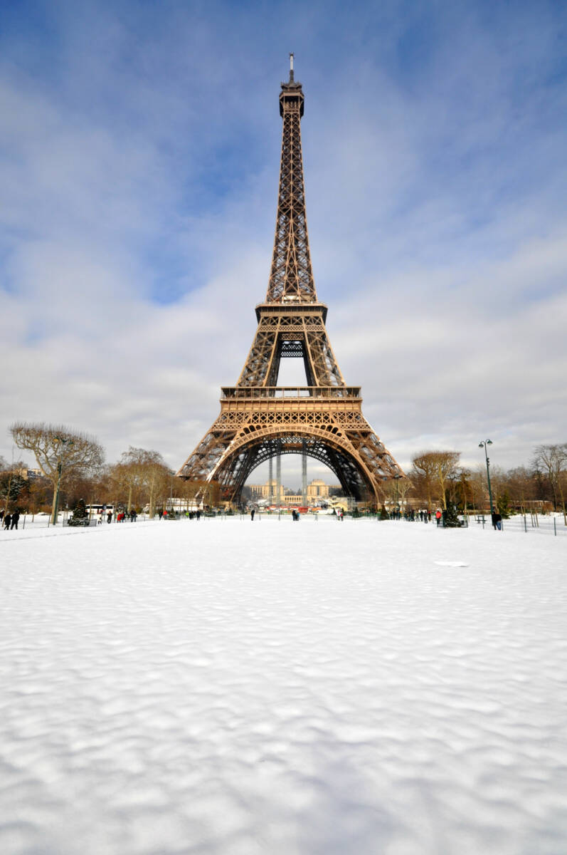 Eifelturm im Schnee