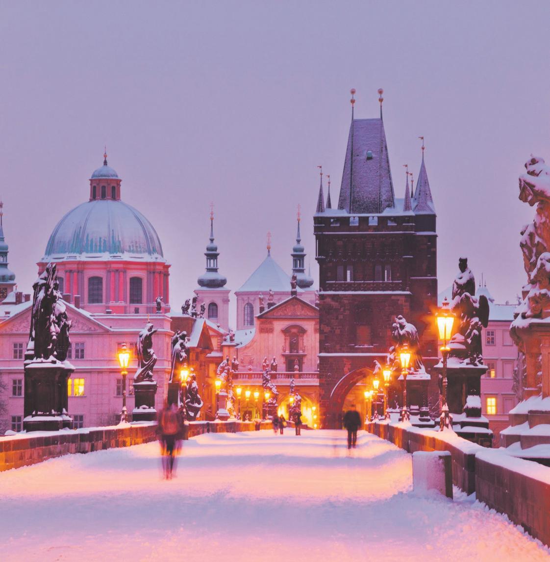 Prag mit Schnee bedeckt